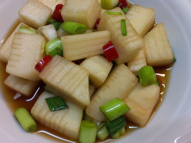 sałatka z kalarepą